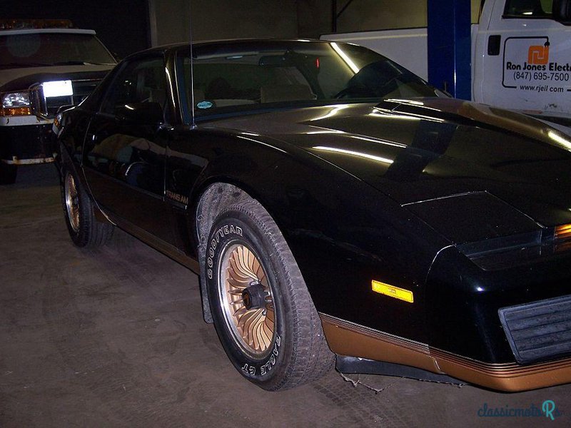 1983' Pontiac Firebird photo #2