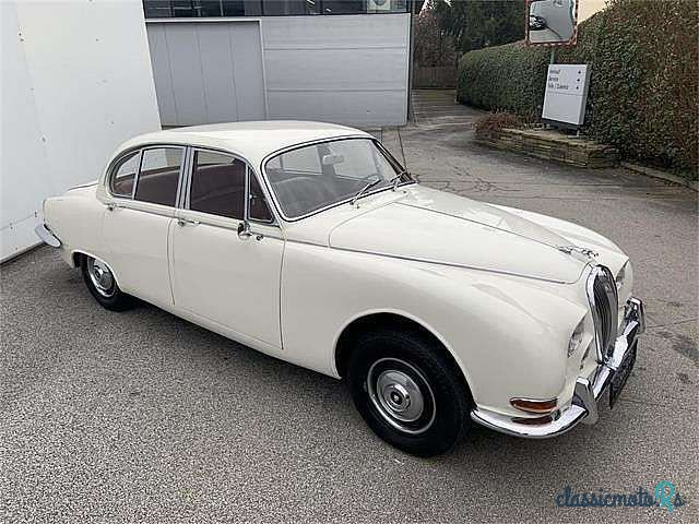 1965' Jaguar Mk Ii photo #3