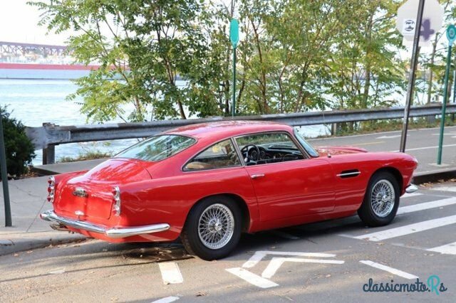 1962' Aston Martin DB4 photo #5