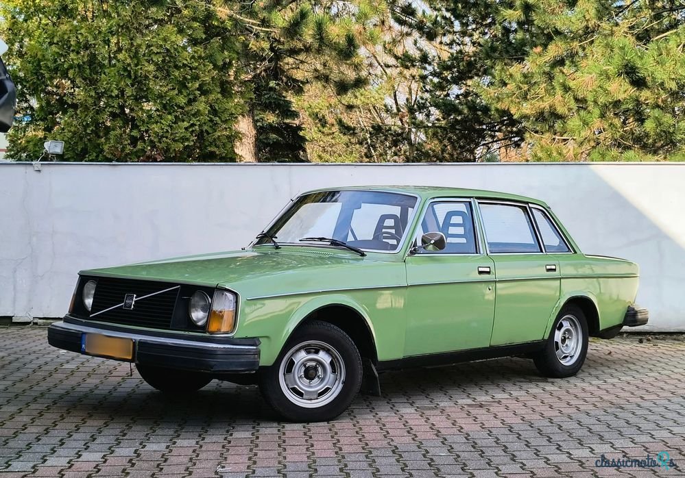 1974' Volvo Seria 200 photo #3