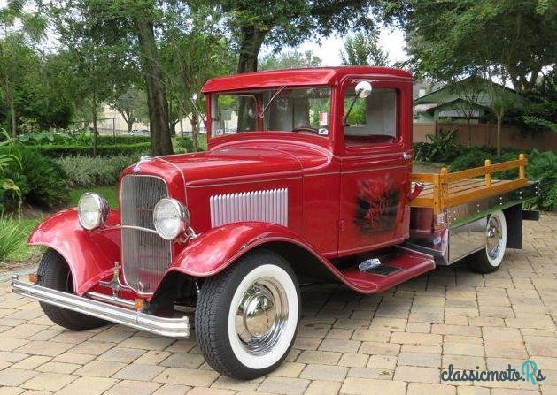 1932' Ford Custom photo #4