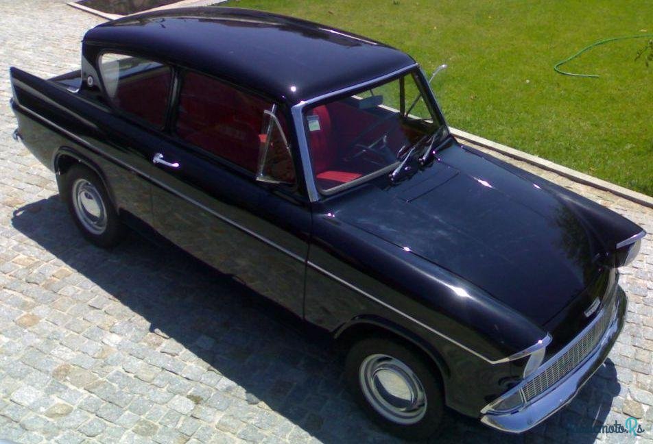 1961' Ford Anglia Anglia Fascinante Luxe photo #1
