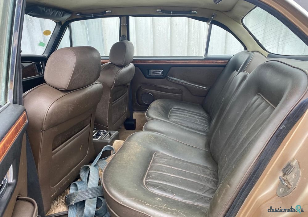 1975' Jaguar Daimler photo #6