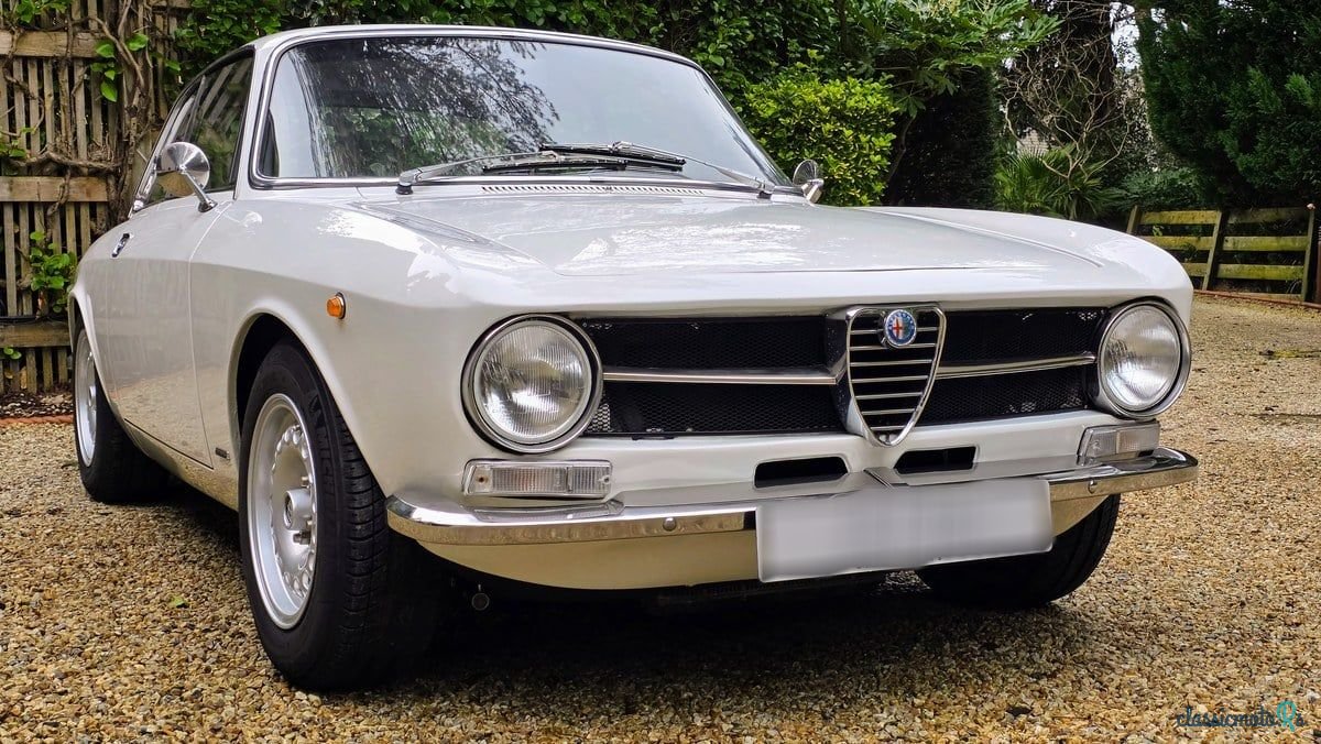 1971' Alfa Romeo Gt Junior photo #4