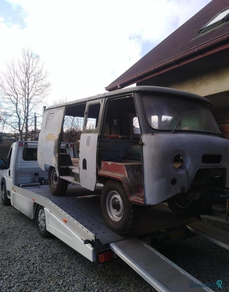 1978' UAZ 452 photo #6