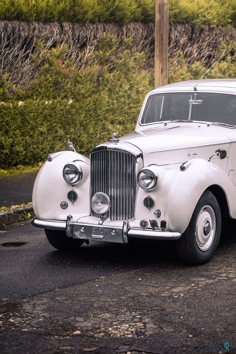 1953' Bentley R Type photo #2