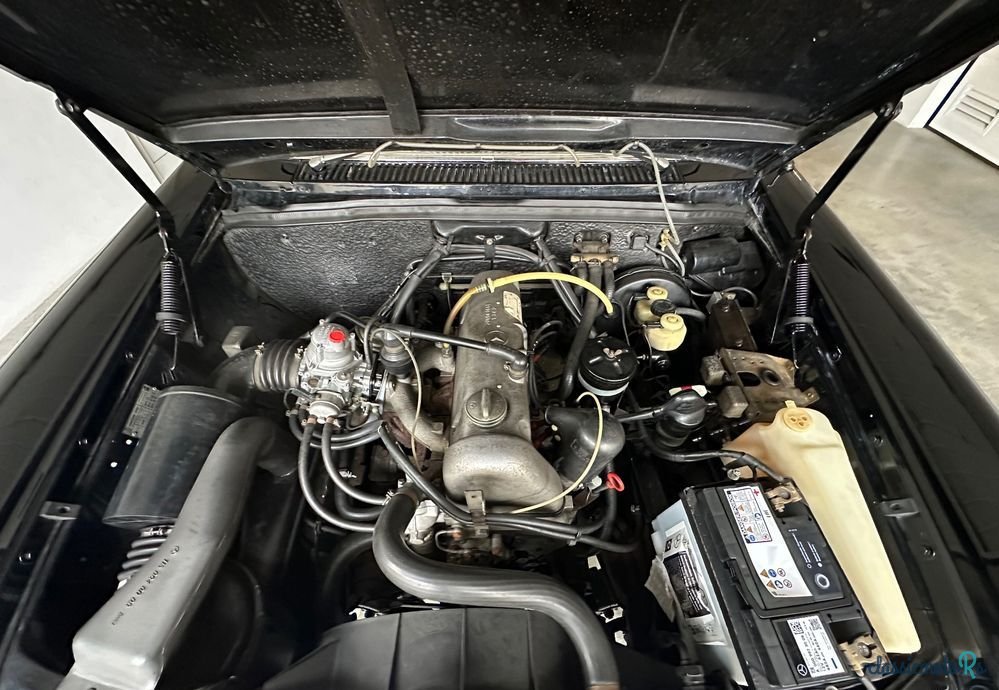 1974' Mercedes-Benz 230 photo #3