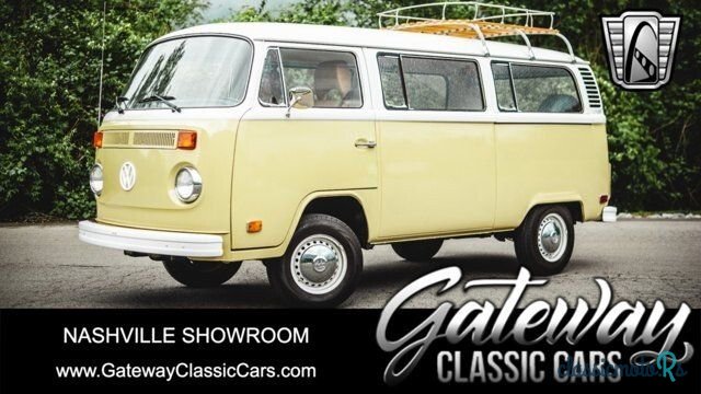 1975' Volkswagen Vans photo #1