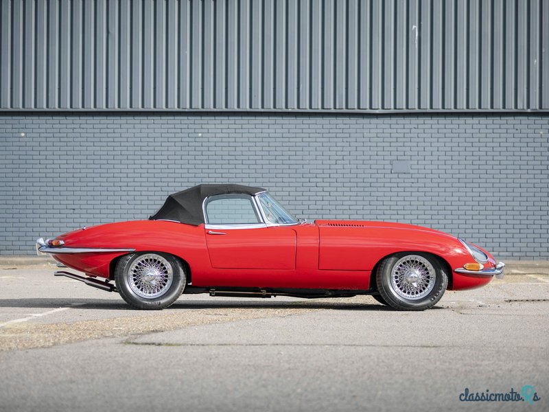 1966' Jaguar E-Type photo #1