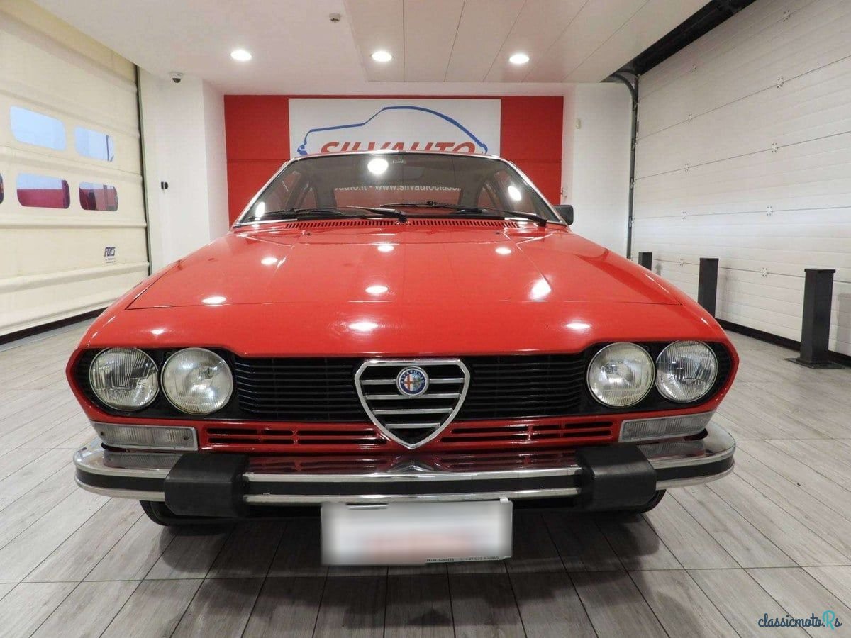 1977' Alfa Romeo Alfetta photo #2