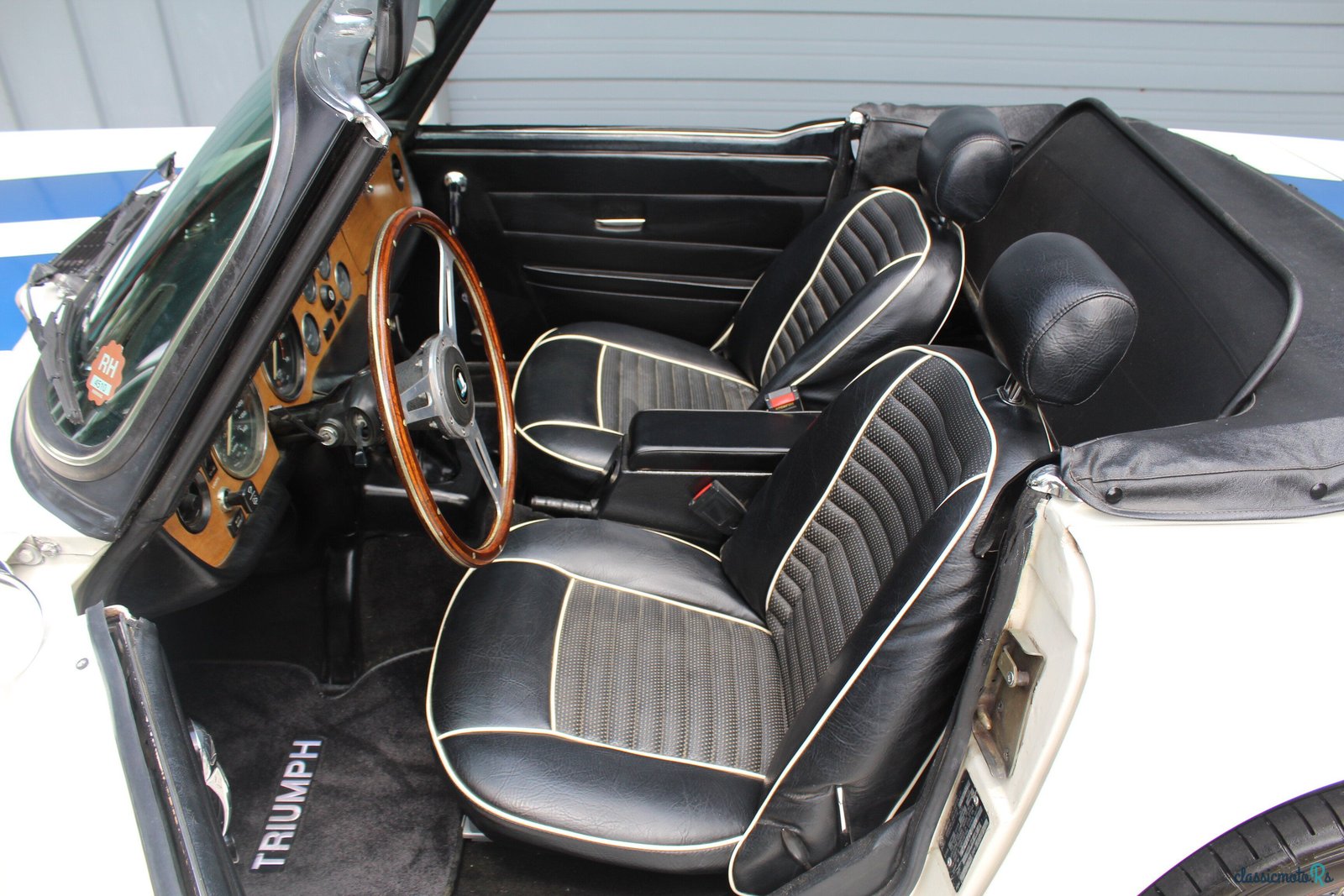 1974' Triumph TR6 photo #5