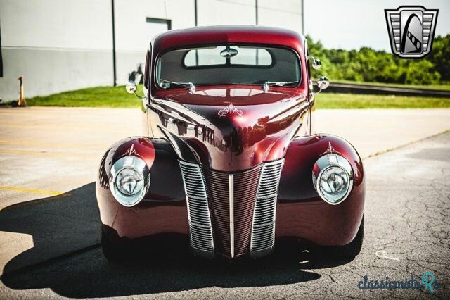 1940' Ford photo #3