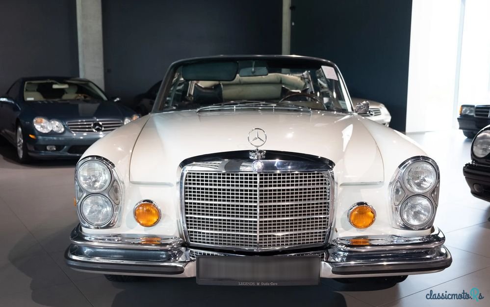 1967' Mercedes-Benz W111 for sale. Poland