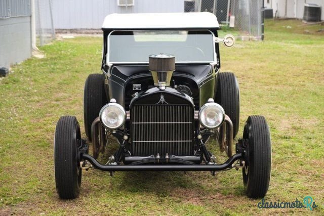 1923' Ford photo #2
