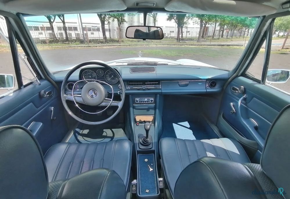 1973' Mercedes-Benz W114 photo #3