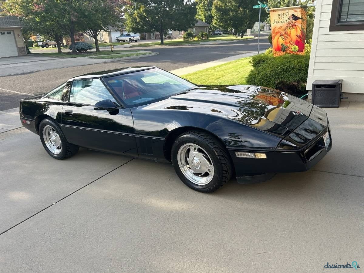 1984' Chevrolet Corvette photo #2