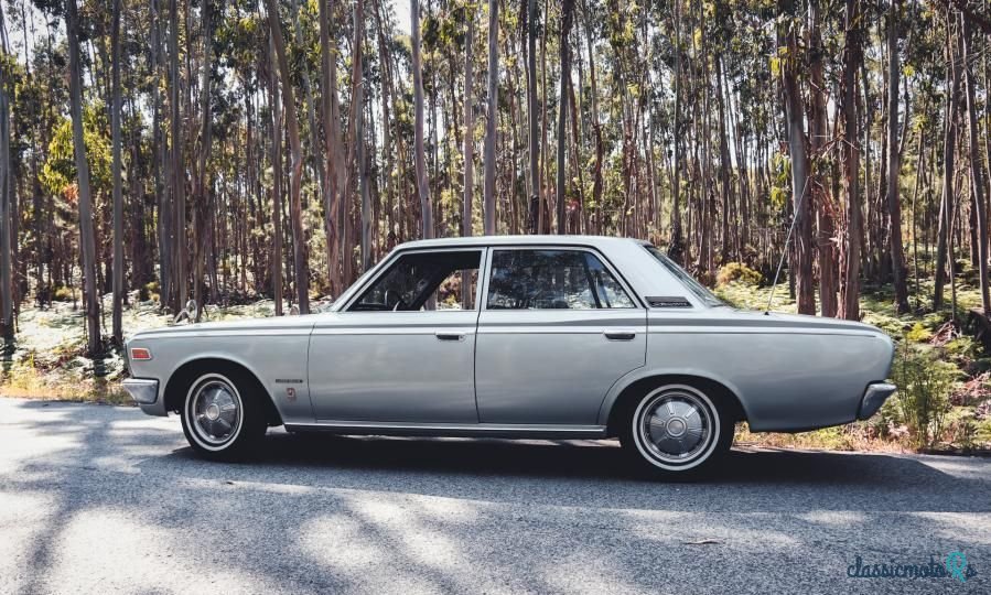 1970' Toyota Crown photo #4