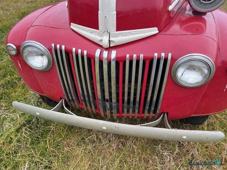 1947' Ford photo #5
