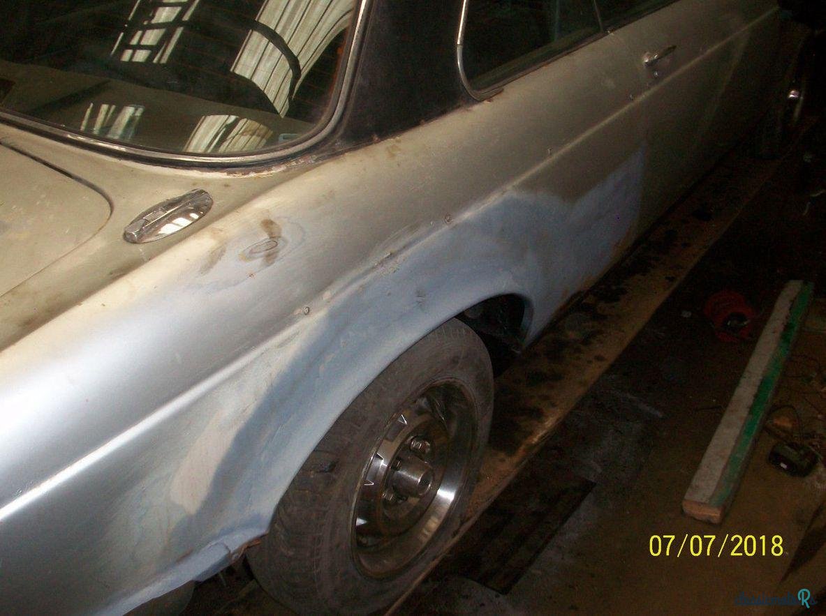 1977' Daimler Coupe photo #3