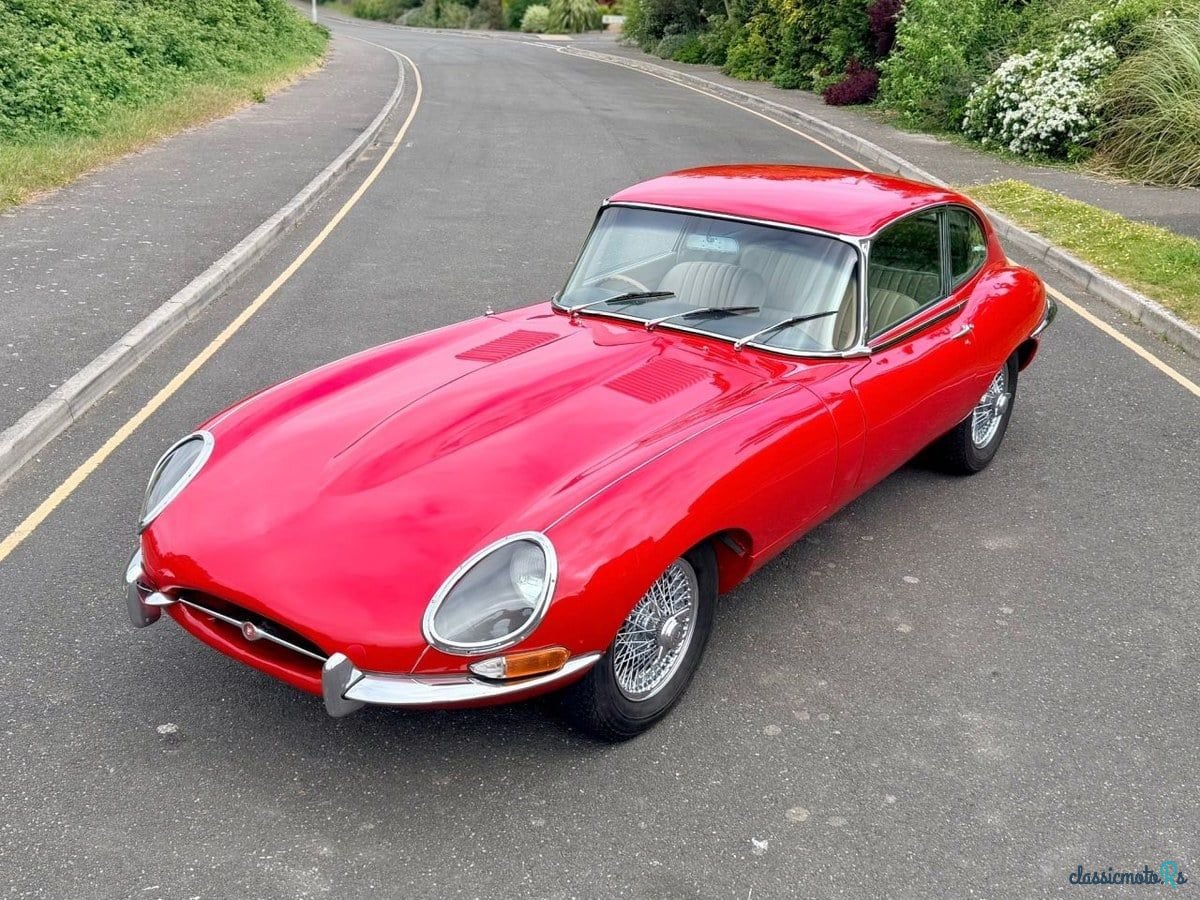 1967' Jaguar E-Type photo #1