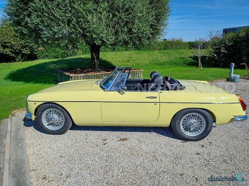 1972' MG MGB photo #6