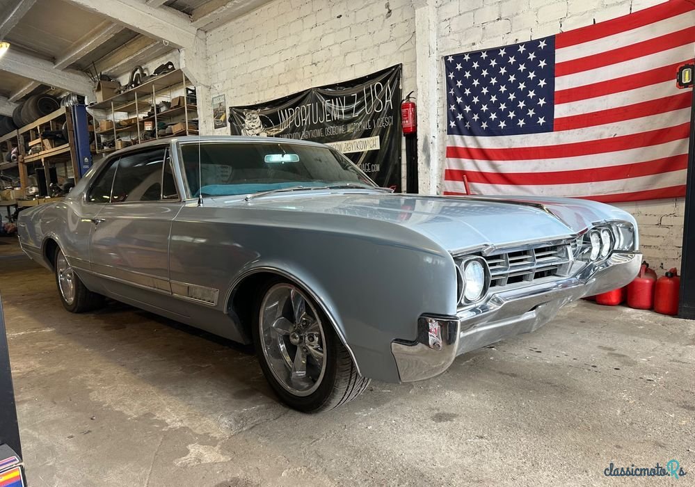 1966' Oldsmobile Starfire photo #1
