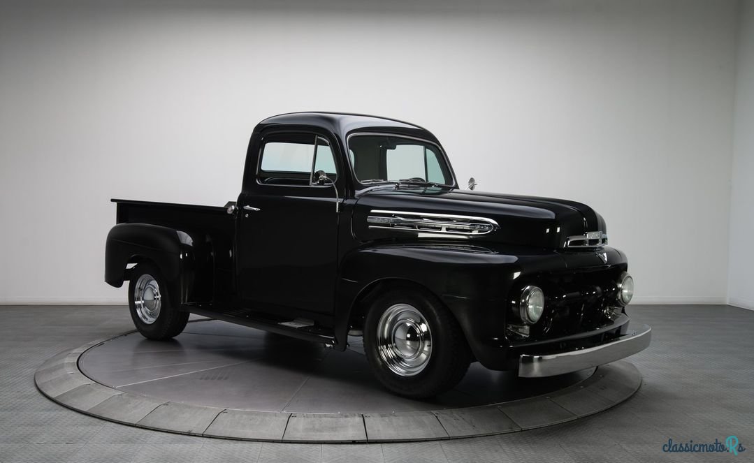 1952' Ford F-100 photo #2