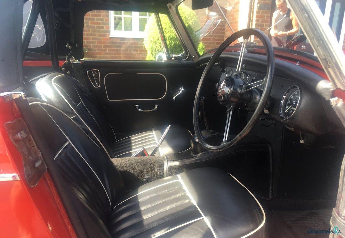 1967' MG Midget photo #1