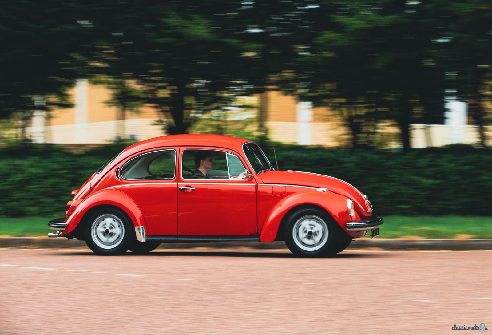 1972' Volkswagen Super Beetle 1600 photo #2