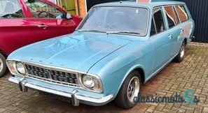 1969' Ford Cortina photo #2