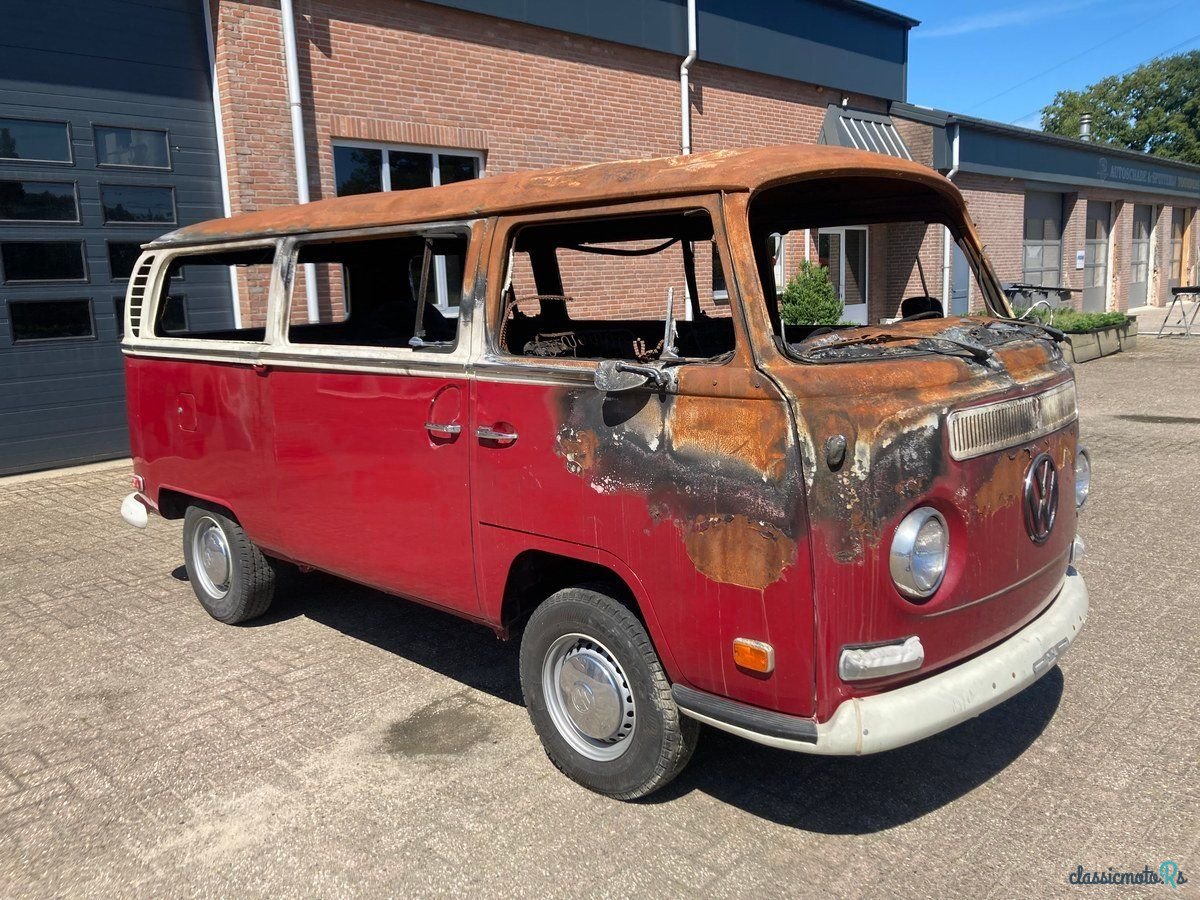 1971' Volkswagen Type 2 photo #1