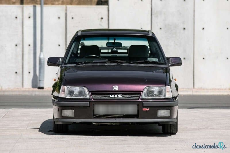 1988' Vauxhall Astra photo #5