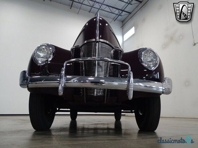 1940' Ford Deluxe photo #4