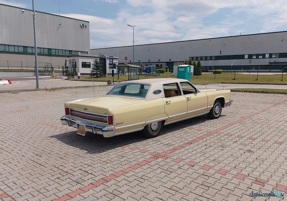 1975' Lincoln Continental photo #6
