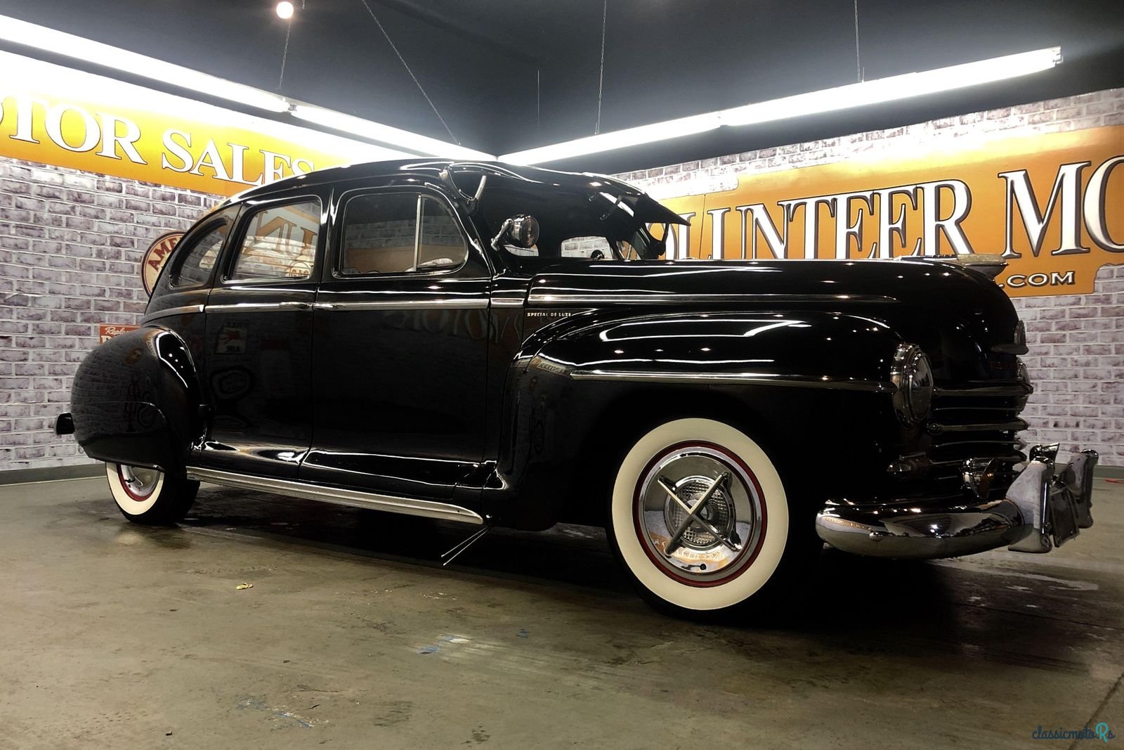 1948' Plymouth Deluxe photo #4