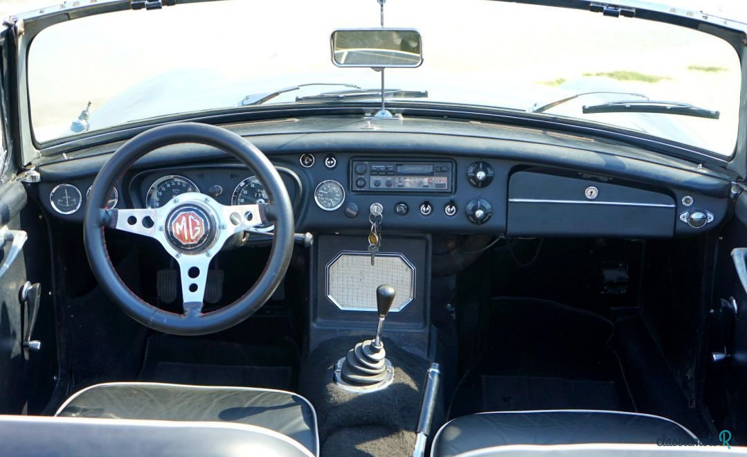 1964' MG MGB photo #4