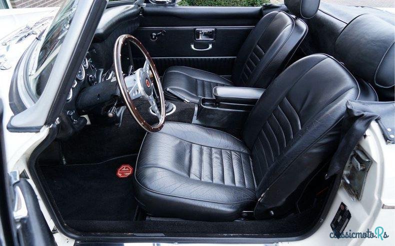 1976' MG Roadster photo #2