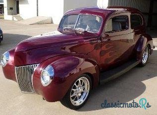 1940' Ford Sedan photo #1