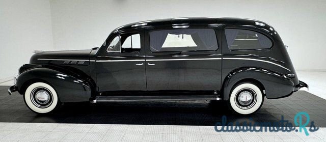 1940' Pontiac Deluxe photo #2