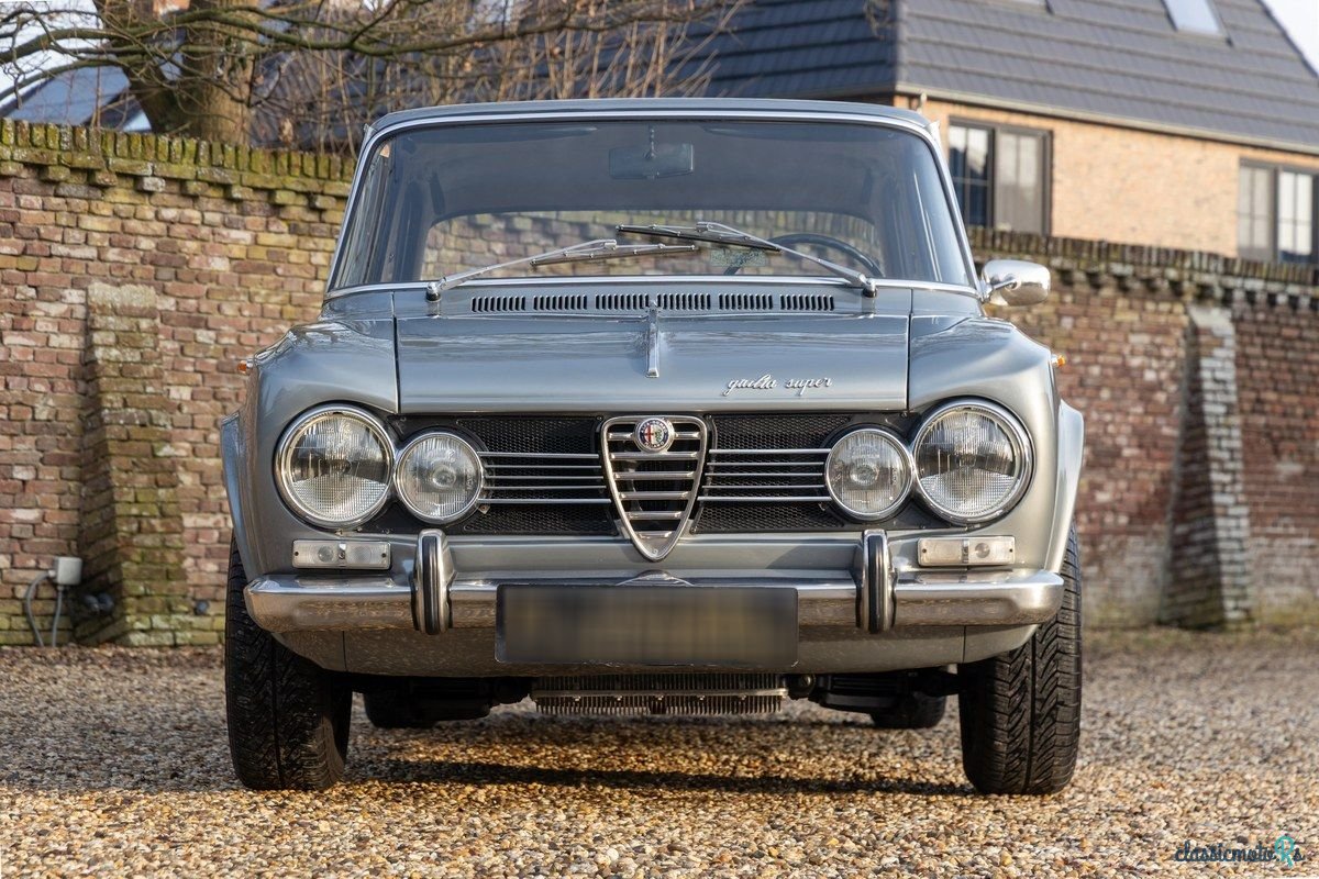 1968' Alfa Romeo Giulia photo #6