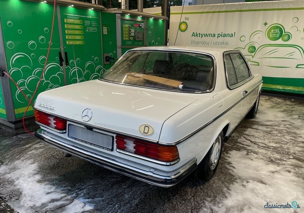 1980' Mercedes-Benz W123 photo #4