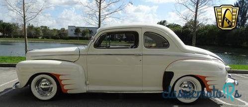 1946' Ford Deluxe photo #2