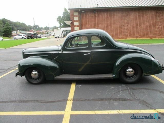 1940' Ford Deluxe photo #1