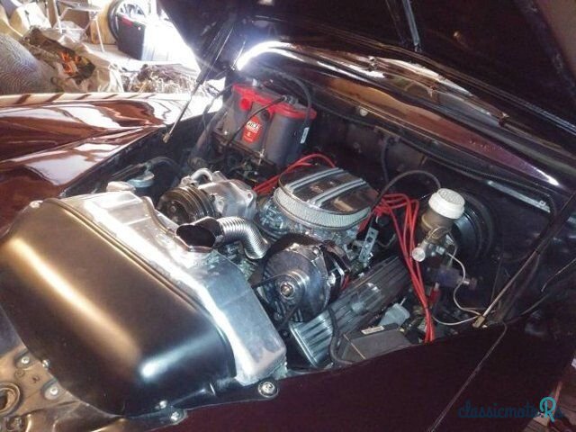 1947' Ford Deluxe photo #3