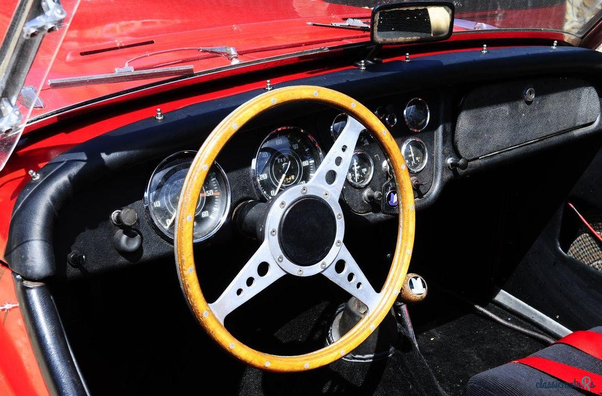 1962' Triumph TR3 photo #4