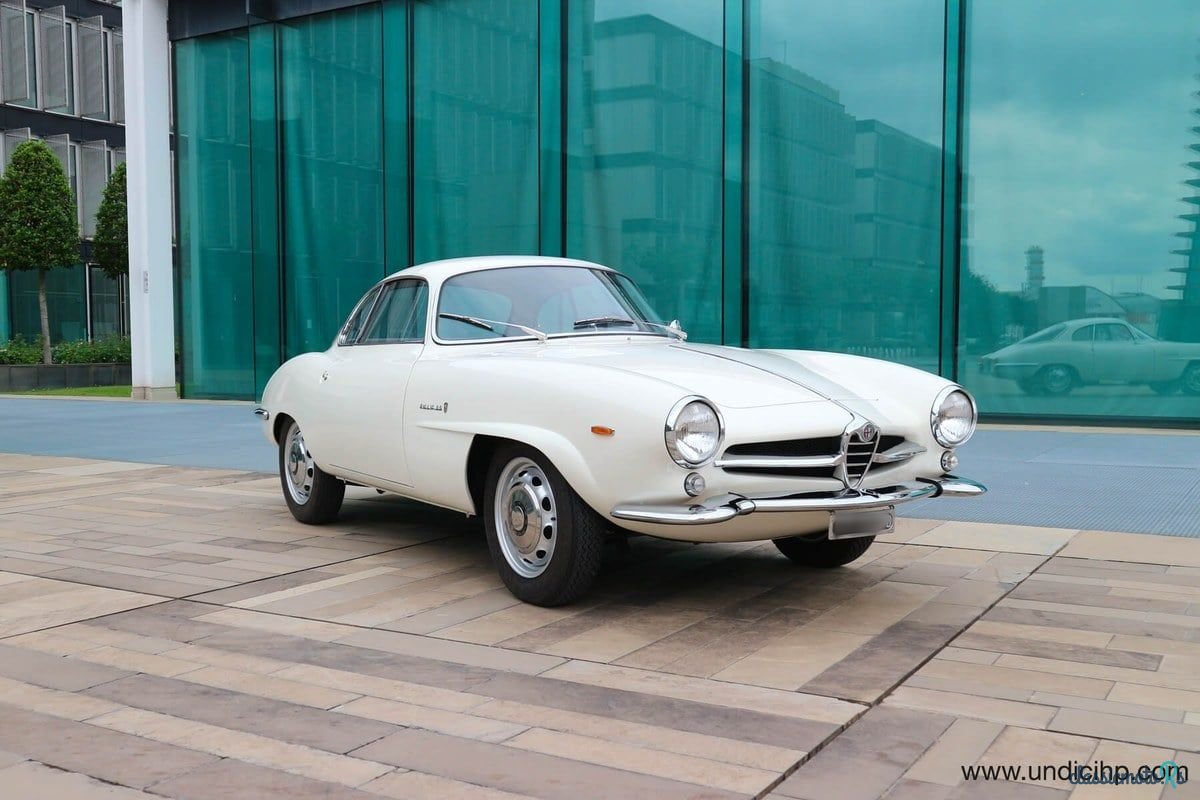 1964' Alfa Romeo Giulia photo #2