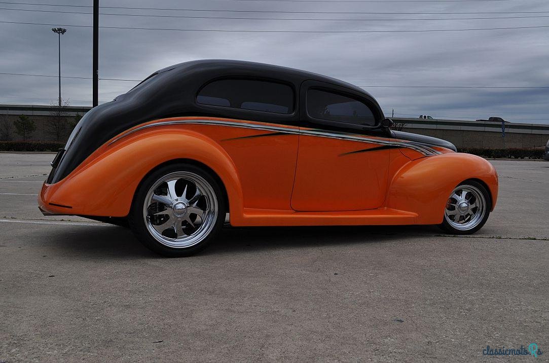 1937' Ford Custom photo #1