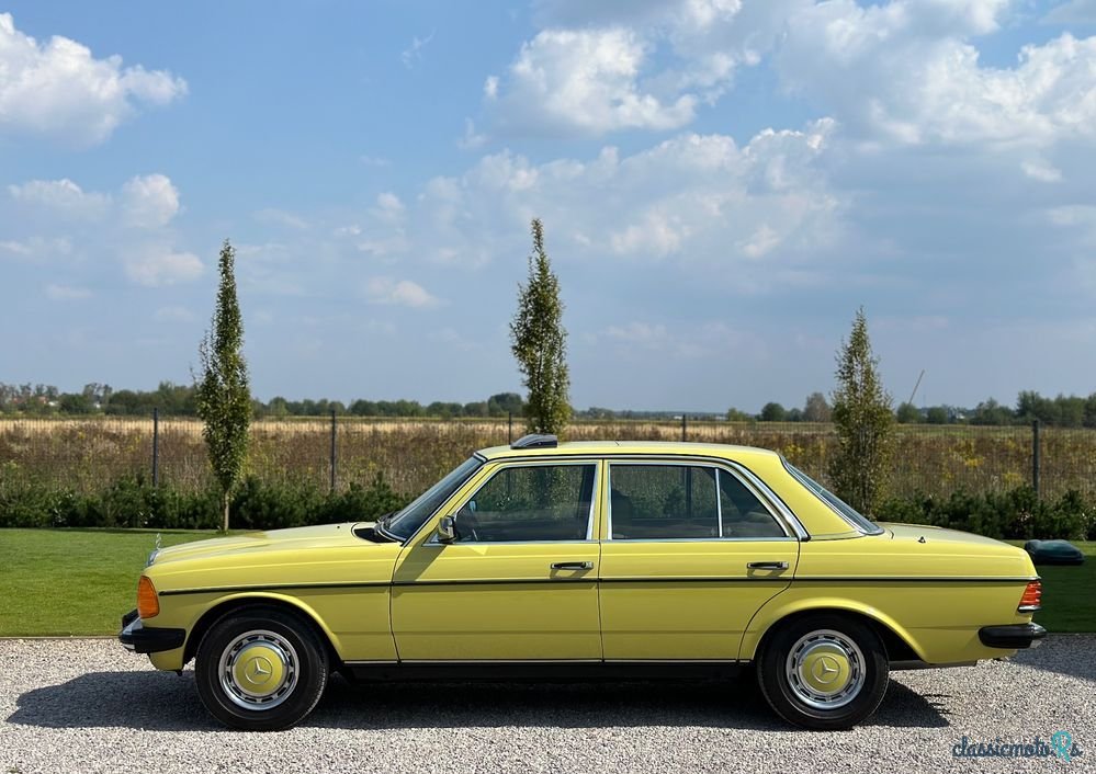 1980' Mercedes-Benz W123 photo #5