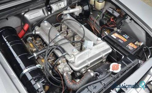 1969' Alfa Romeo Giulia 1600 Super photo #5
