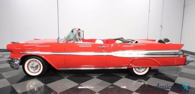 1957' Pontiac Star Chief photo #1